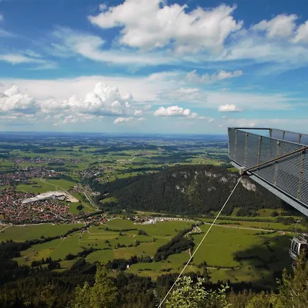 Falkenstein - Ruhige Familienfreundliche 3-zimmer-ferienwohnung Mit Alpenpanorama In Mitte Pfronten